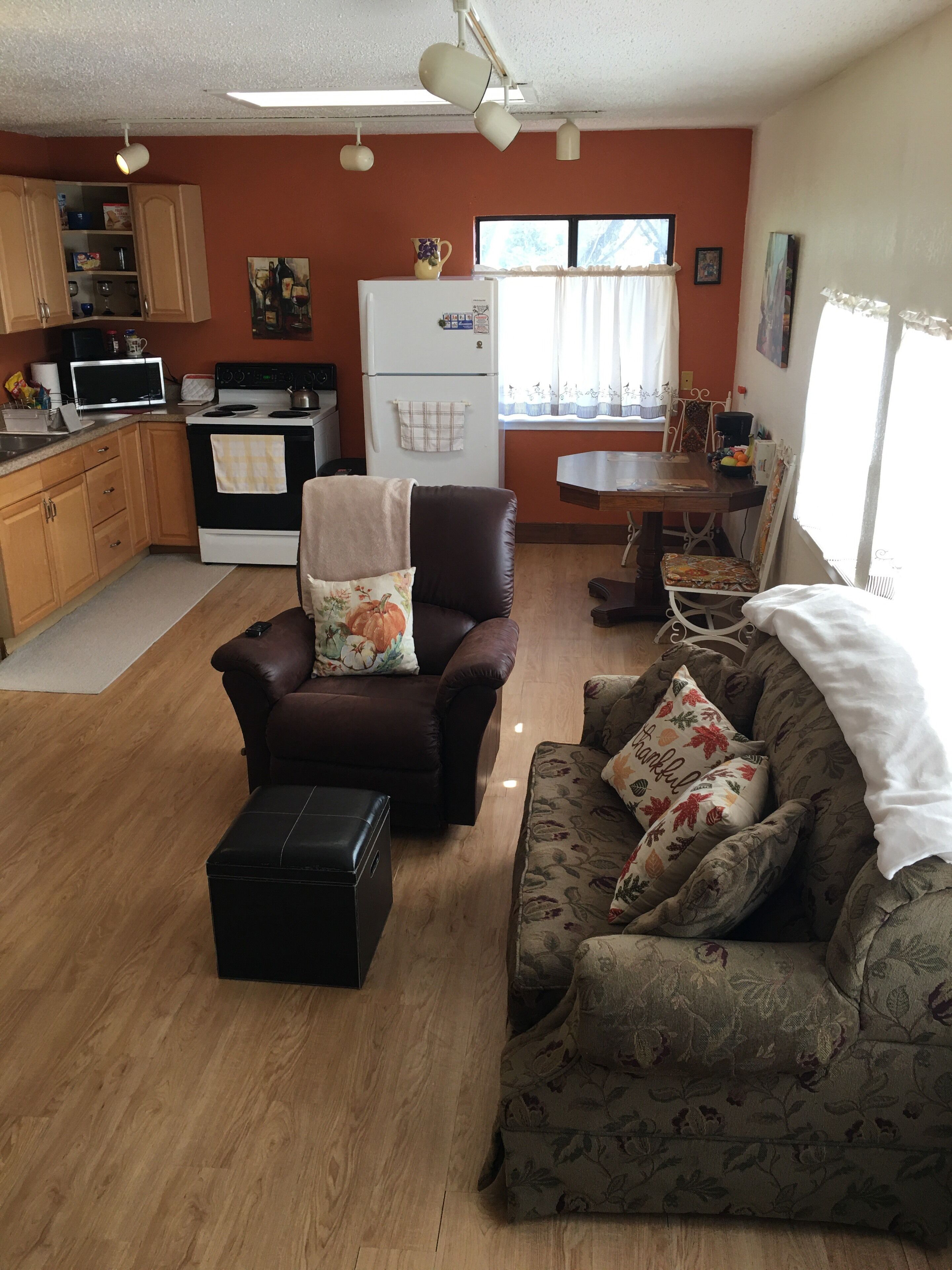 スマートテレビ、DVD プレーヤー