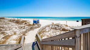 Accommodatie ligt op het strand