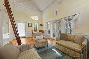 Smart TV, DVD player, stereo