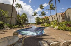 Outdoor pool, a heated pool - Maui Beach Vacation Club (Kihei)