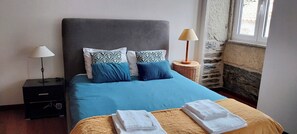 2 habitaciones, wifi gratis y ropa de cama 