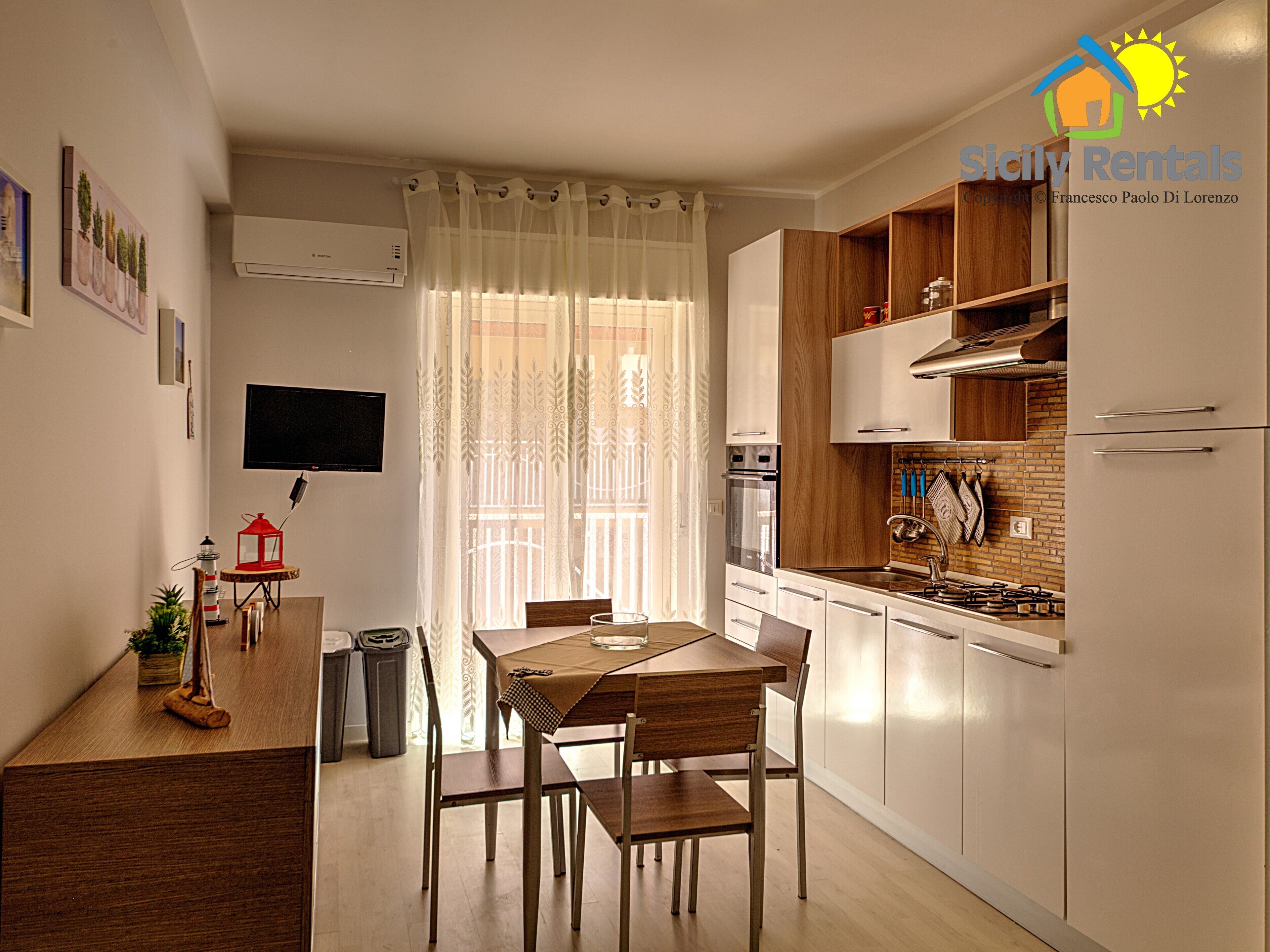 comfortable apartment 5 minutes walk from the sea