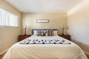 3 bedrooms, WiFi, bed sheets