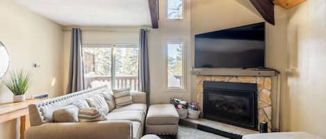 TV, fireplace, table tennis