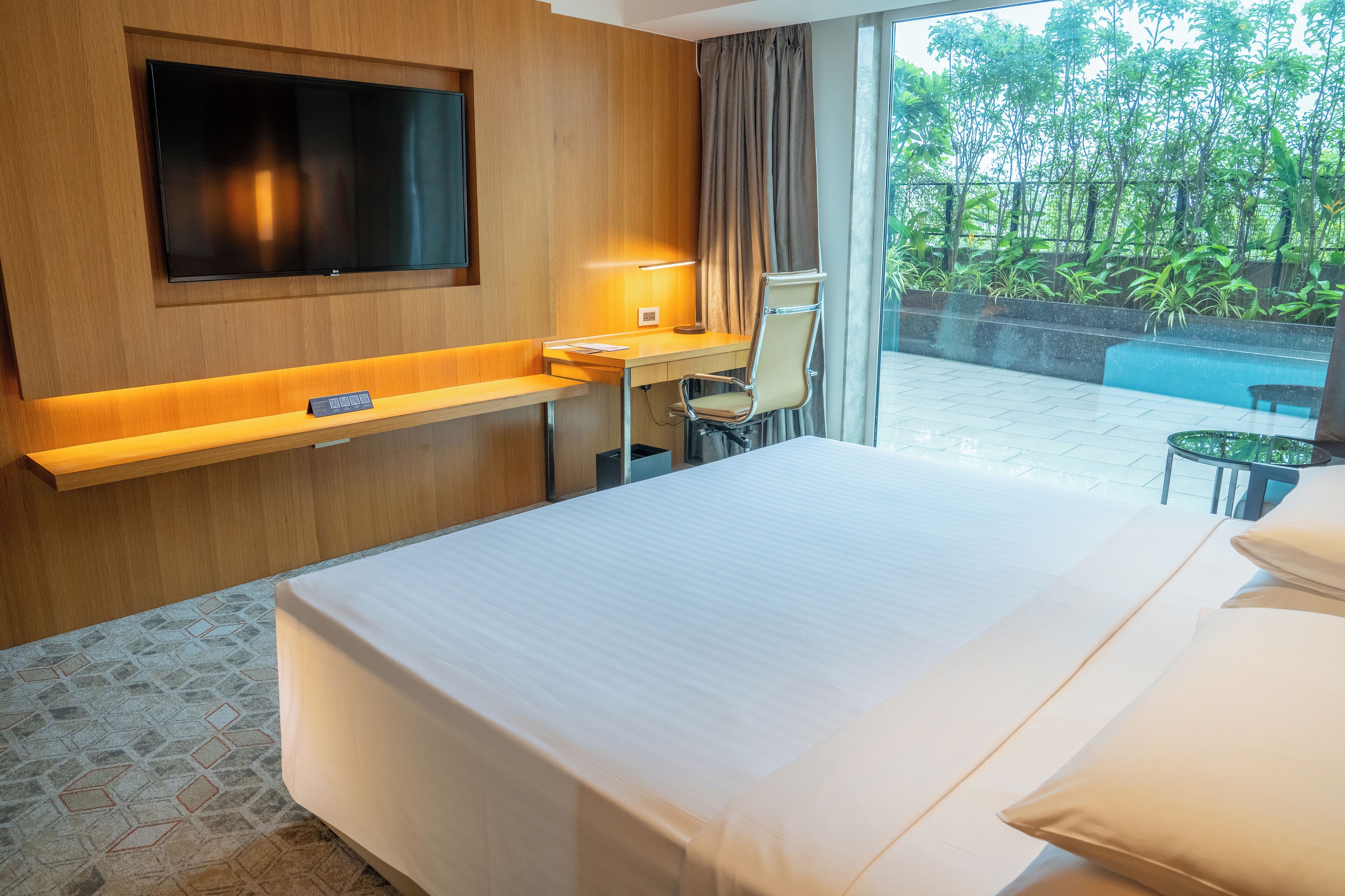 presidential suite, 1 king bed with sofa bed | egyptian cotton sheets, premium bedding, down duvets, memory-foam beds