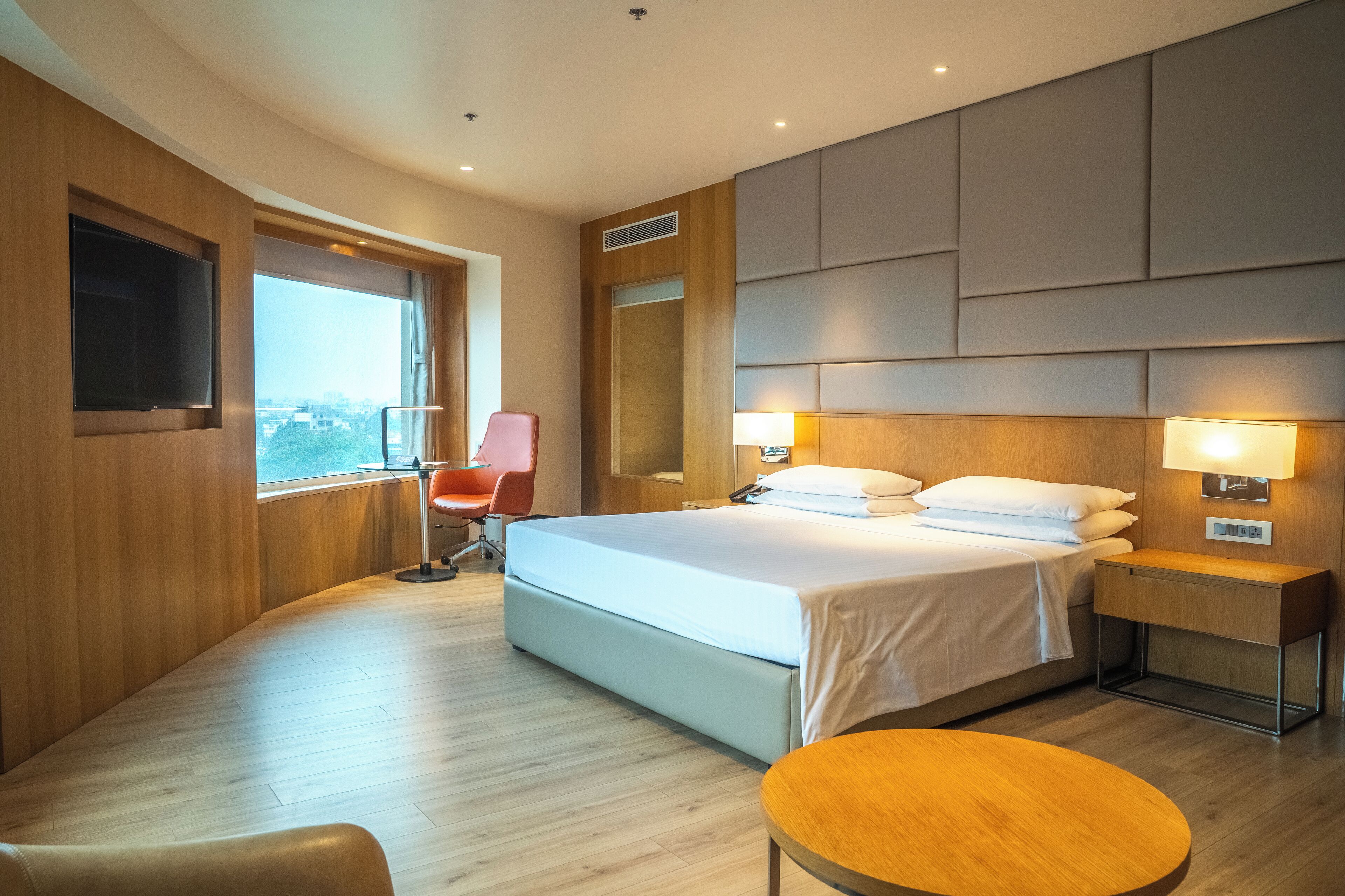 studio, 1 king bed with sofa bed | egyptian cotton sheets, premium bedding, down duvets, memory-foam beds