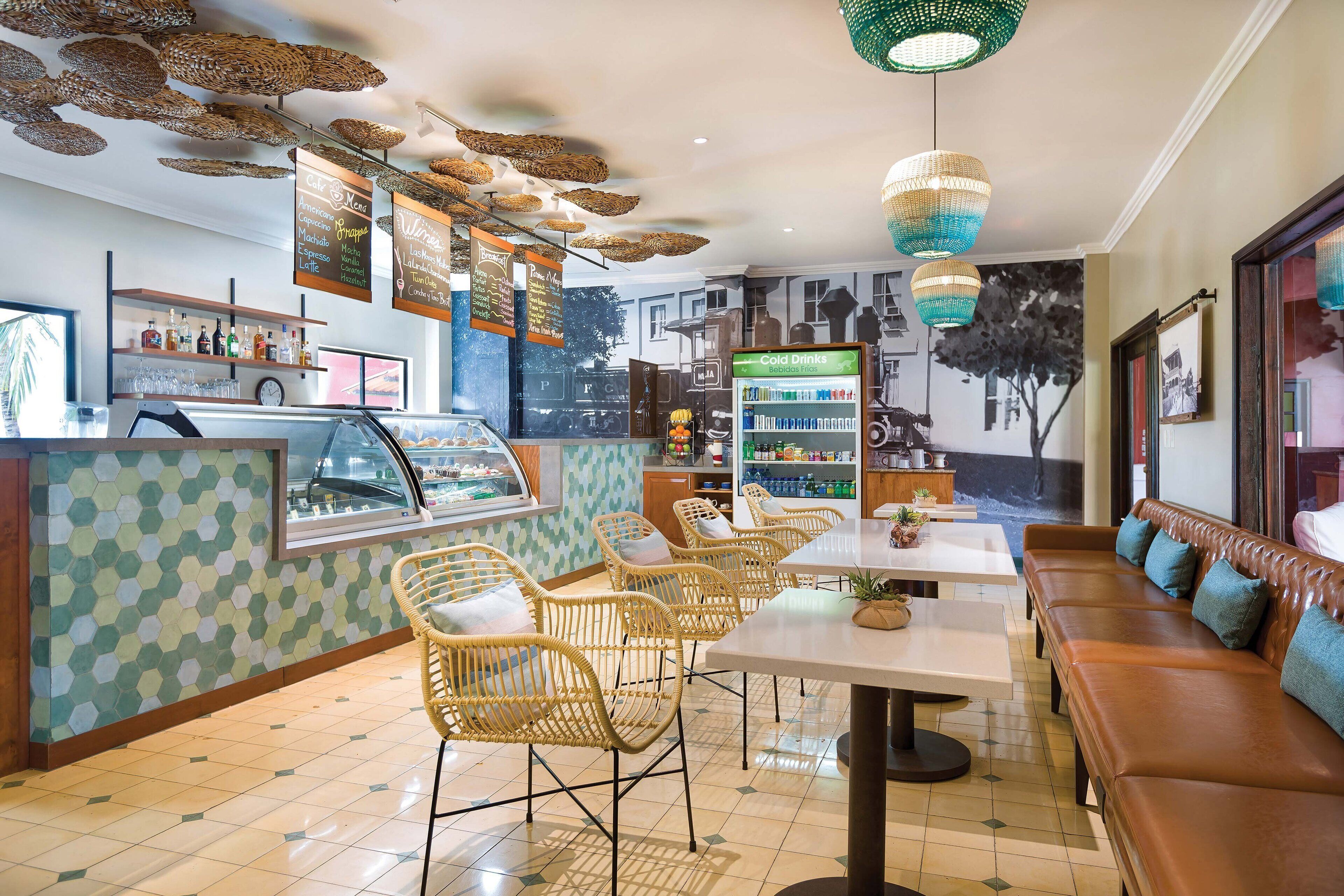 breakfast and dinner served, international cuisine