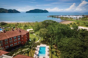 Ubicación a pie de playa y cabañas de playa