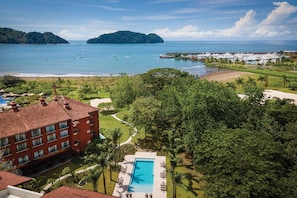 Ubicación a pie de playa y cabañas de playa