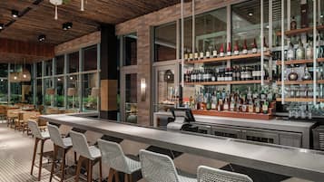 2 bars/lounges, poolside bar