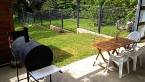 Outdoor dining - Roca House   (San Carlos de Bariloche)