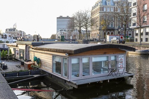 unique experience in Amsterdam on the water