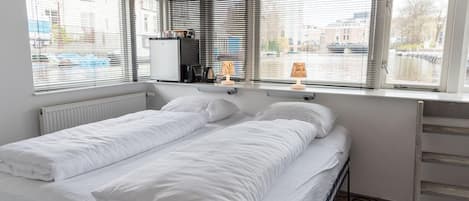 2 camere, una cassaforte in camera, Wi-Fi gratuito, lenzuola
