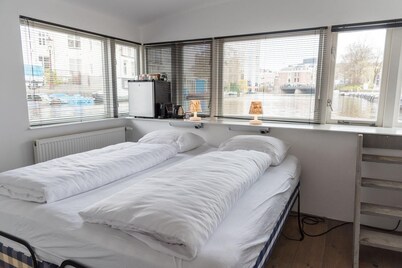 unique experience in Amsterdam on the water