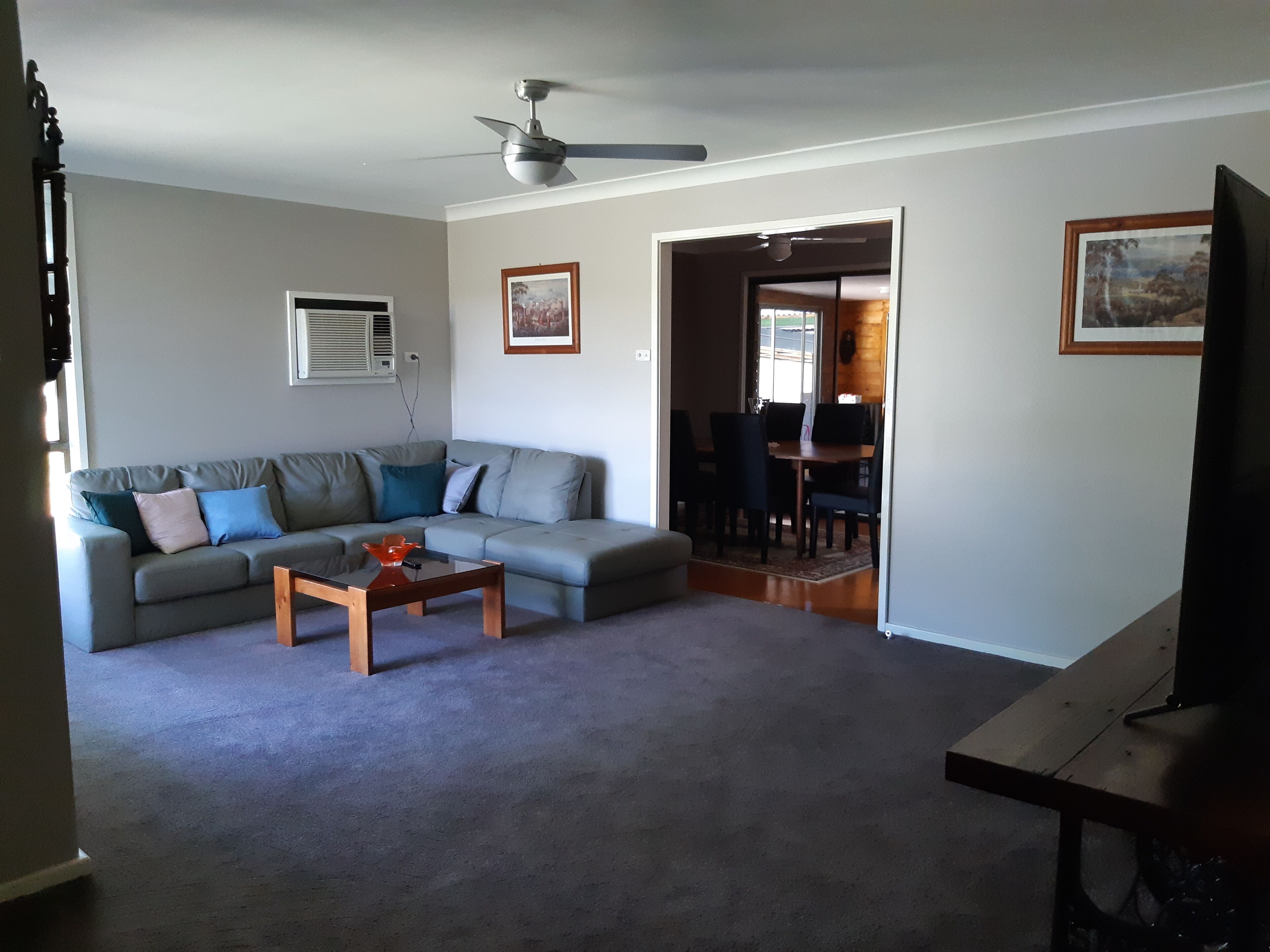 Plumstead Guesthouse – entire house in Lovedale wine country — image 4