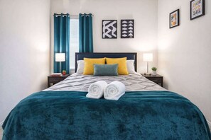 3 habitaciones, tabla de planchar con plancha, cuna de viaje y wifi 