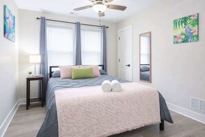 3 bedrooms, iron/ironing board, travel crib, free WiFi