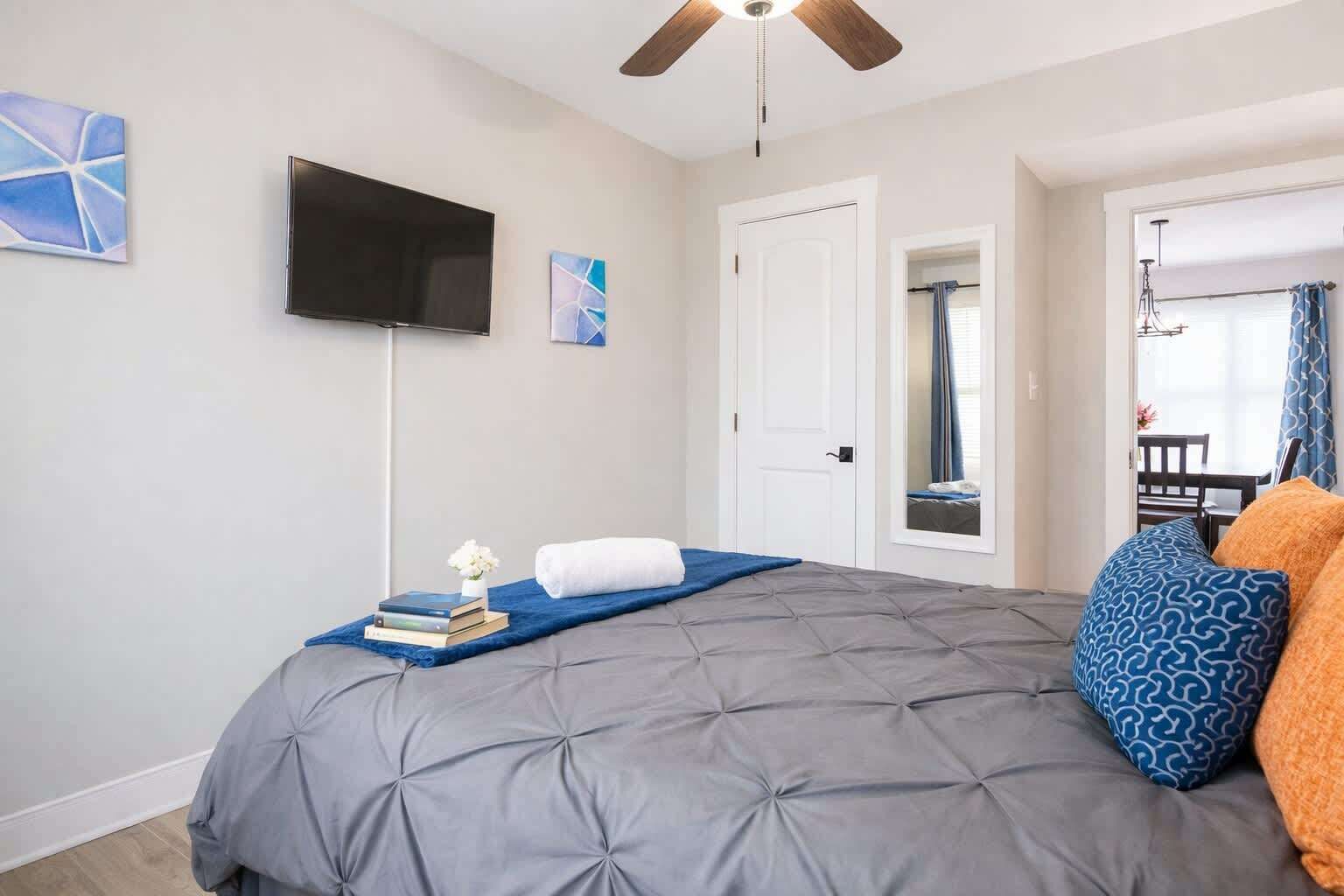 3 bedrooms, iron/ironing board, travel crib, free WiFi