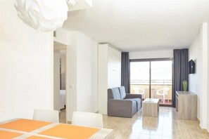 Living room - Mar I Vent Apartments (Sant Antoni de Portmany)