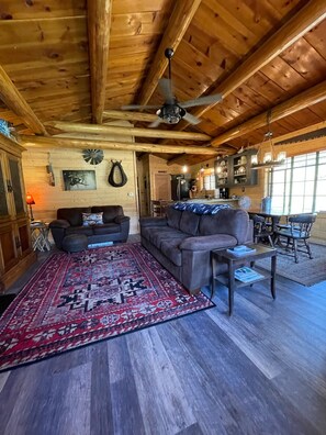 Téléviseur connecté, lecteur de DVD