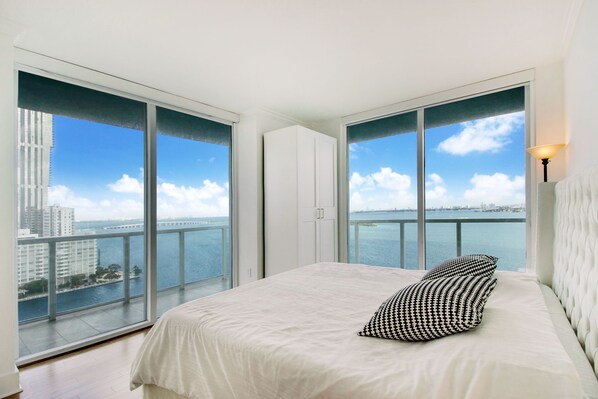 2 多间卧室、WiFi