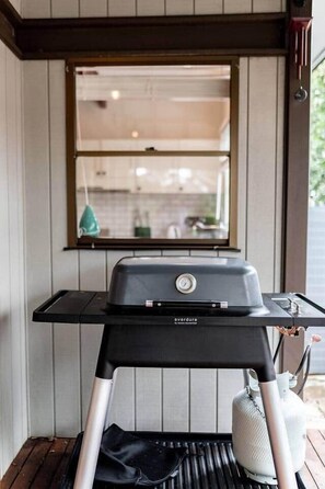 Interior - *Tallows Oasis -2-bed, 1min to beach, dogs welcome (Suffolk Park)