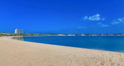 San Diego Beach Home/ Mission Beach,Steps to Ocean&Bay, 2 Car Garage, AC/Heating