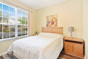 3 Schlafzimmer, Bügeleisen/Bügelbrett, Reisekinderbett, WLAN
