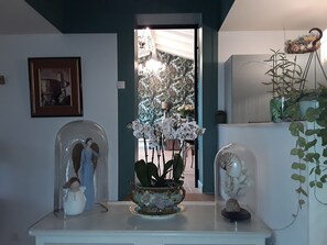 Interior - Carefully decorated house (GRIGNAN)