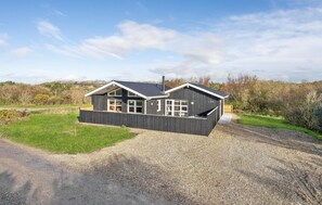 Exterior - Awesome home in Vestervig with sauna (Vestervig)