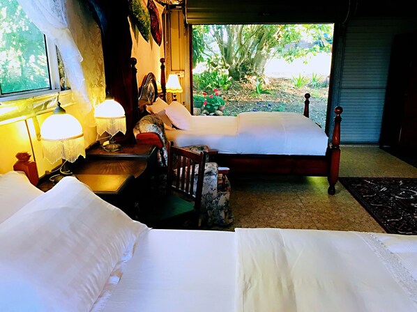 1 bedroom, iron/ironing board, WiFi, bed sheets - Maleny Monet’s Studio (Maleny)