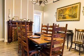 Casa Deluxe | Comedor