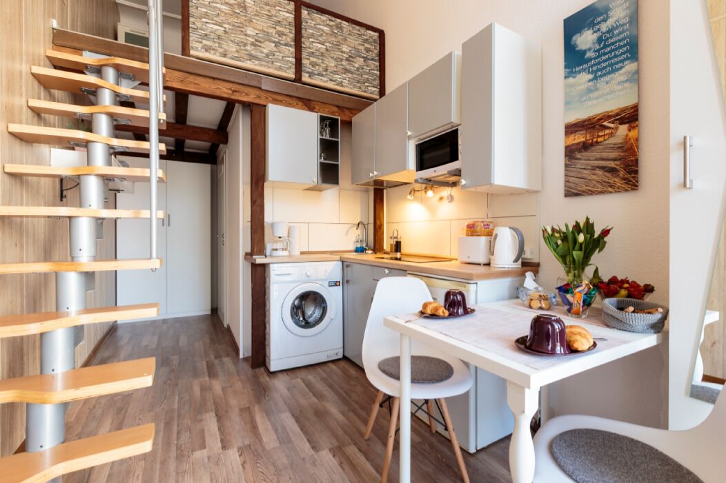 K1 Cozy studio in the heart of Charlottenburg | Kostenlose Minibar, individuell dekoriert, individuell eingerichtet