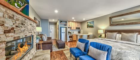 Fer et planche à repasser, Wi-Fi gratuit, draps fournis