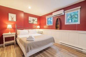 5 Schlafzimmer, Bügeleisen/Bügelbrett, Reisekinderbett, WLAN