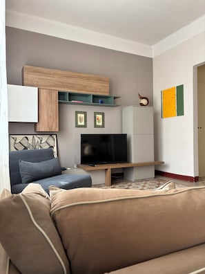 TV, DVD player, stereo