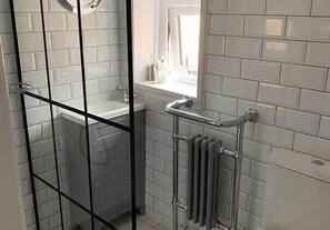 Bathtub, hair dryer
