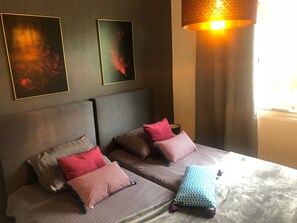 3 Schlafzimmer, Reisekinderbett, kostenloses WLAN