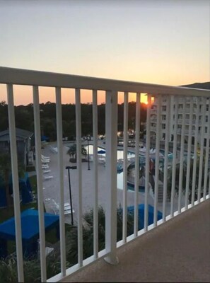 Property grounds - Litchfield Beach Resort R&R Getaway (Pawleys Island)