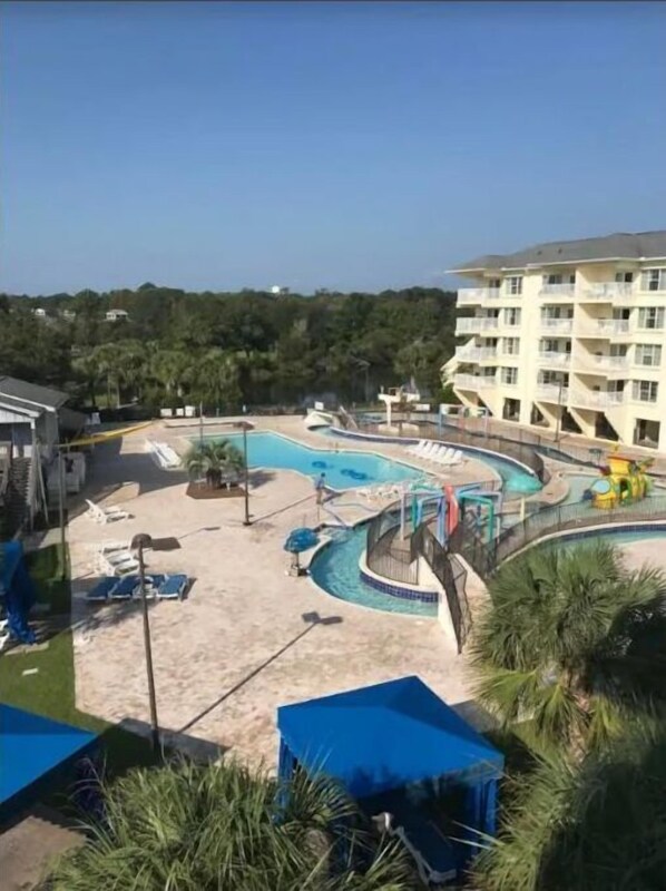 Outdoor pool - Litchfield Beach Resort R&R Getaway (Pawleys Island)