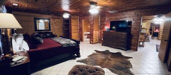 Presidential Barndominium at the Stable at Bear Mountain