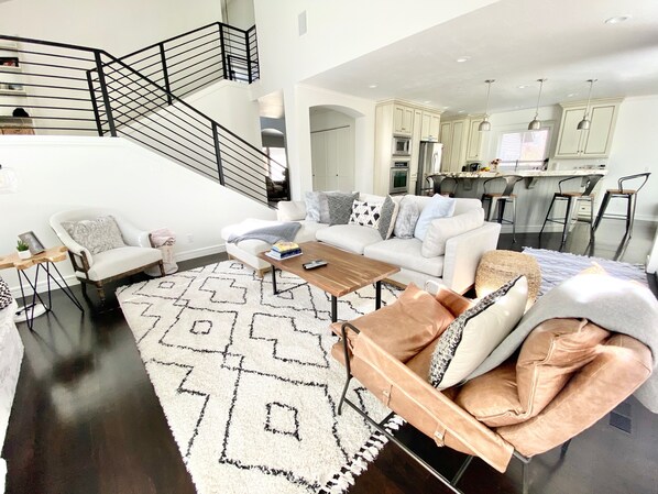 Télévision, cheminée, jeux vidéo