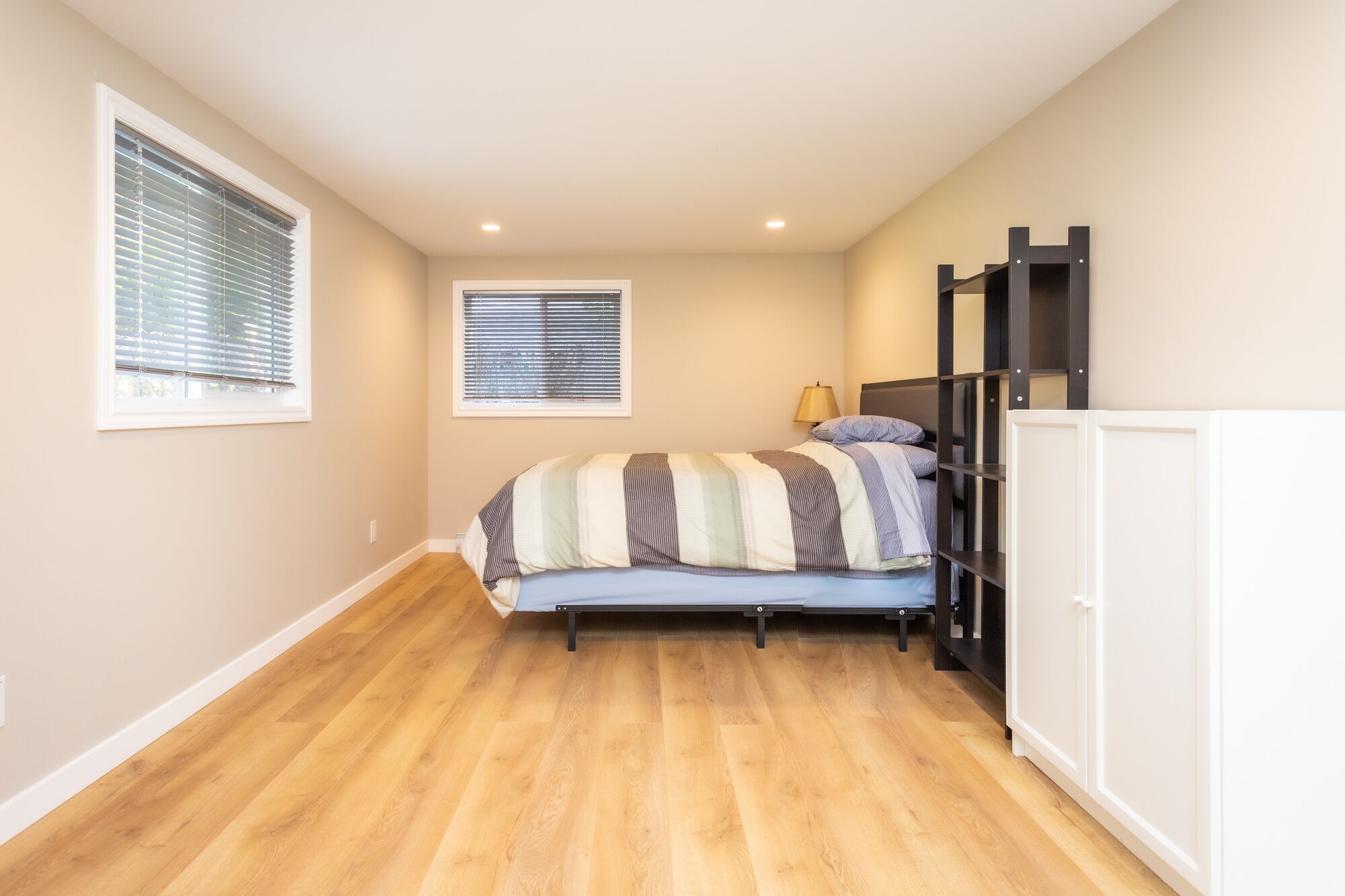 Spacious Home-Like Suite (Upper)