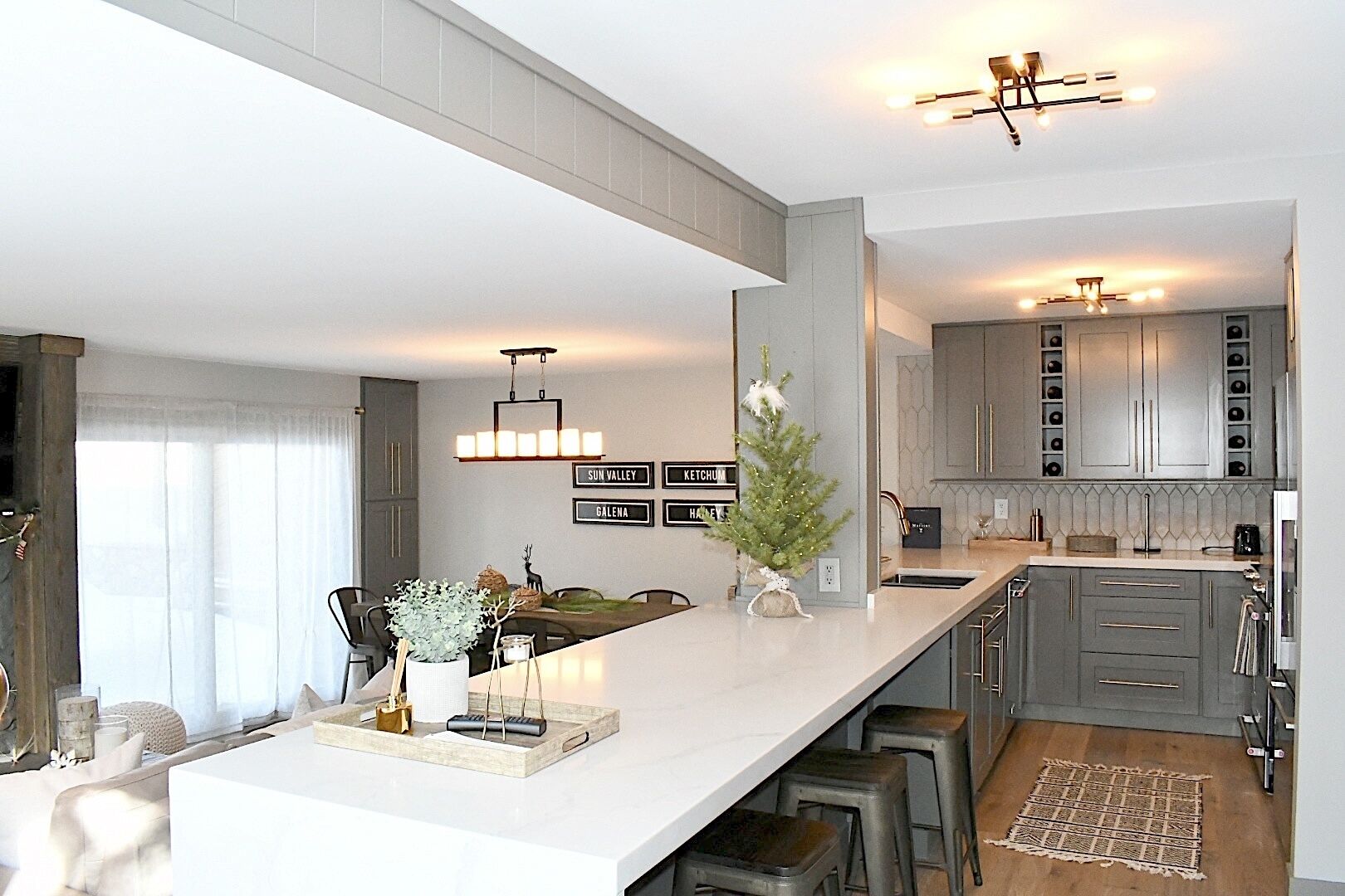 NEWLY RENOVATED - Perfect Family Spot at the Base of Dollar Mountain