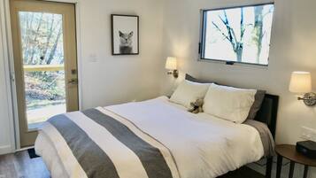 1 habitación, tabla de planchar con plancha, wifi gratis y ropa de cama