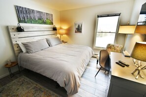 1 bedroom, desk, free WiFi, bed sheets