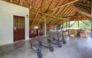 Terrace/patio - Nice home in Rivalno with sauna (Rivalno)