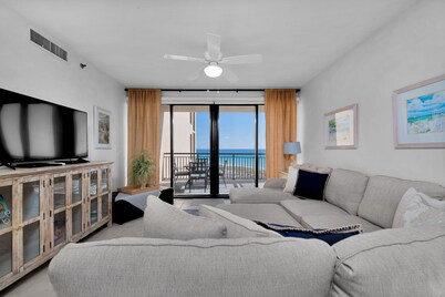Gulf front! 3rd floor right on the beach! With free beach service