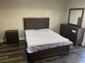 1 bedroom, memory-foam beds, WiFi