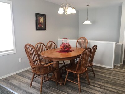 #3 Southside Getaway Apt. - Close to Costco & College